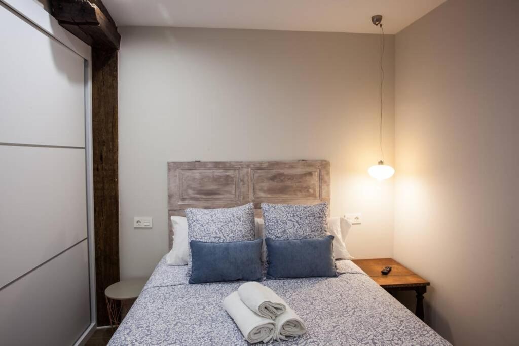 Ferienwohnung Bonito Apartamento, Nuevo Y En El Casco Viejo!!! Bilbao Exterior foto