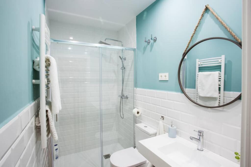 Ferienwohnung Bonito Apartamento, Nuevo Y En El Casco Viejo!!! Bilbao Exterior foto